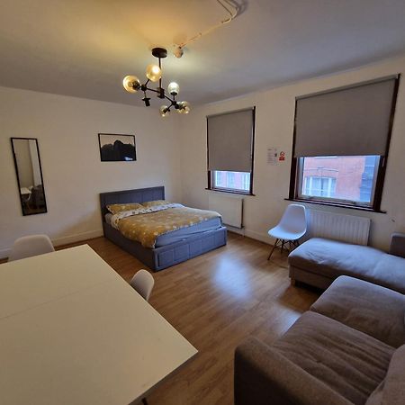 City Budget Guesthouse لندن الغرفة الصورة